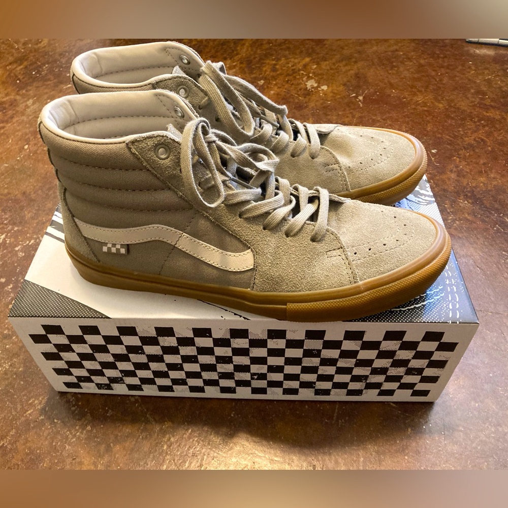 Vans Sk8-Hi in Khaki/Gum (Men’s US 11)